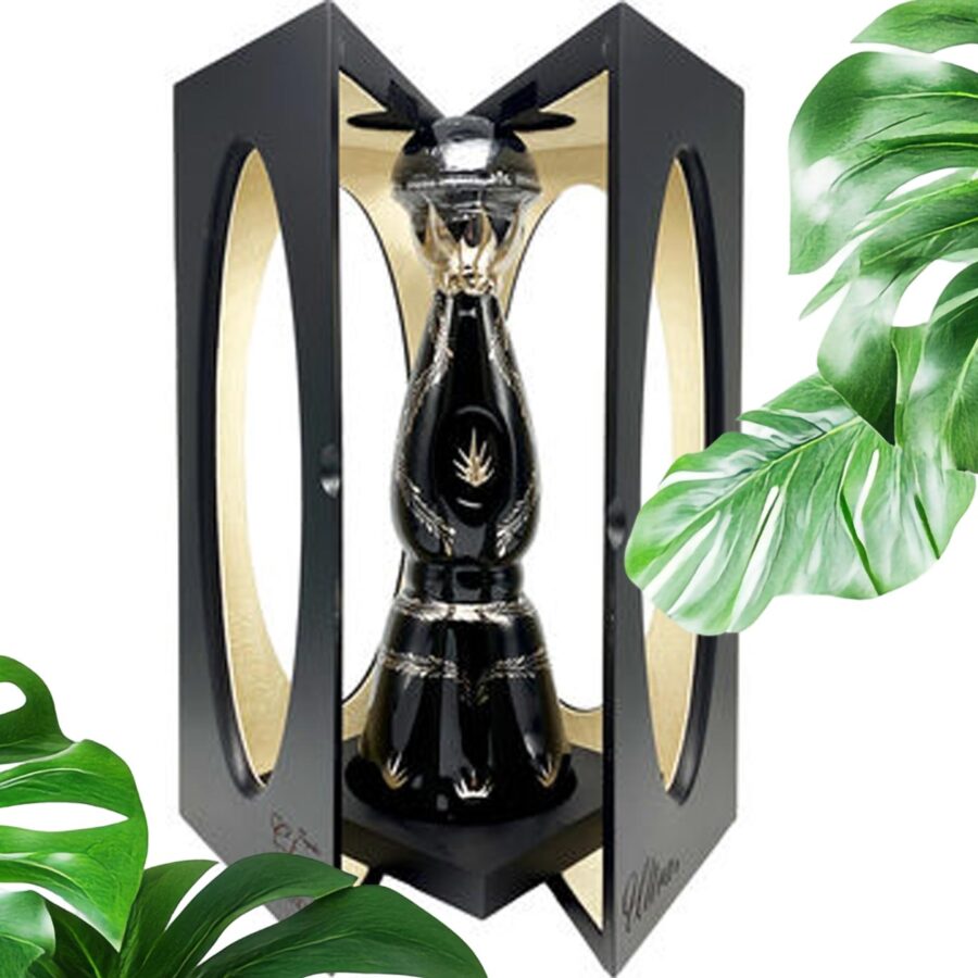 CLASE AZUL Ultra Añejo - Tequila, history and art